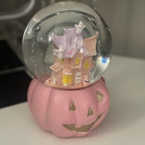 Pumpkin 🎃 Globe 💕